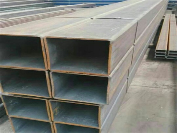 唐河Q355B<font style='color:red'>无缝方管</font>大厂出货